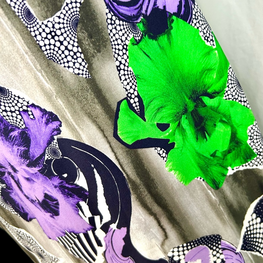 Versace Collection Grey, Purple, Green Abstract Pencil Skirt, Size M - Picture 4 of 13